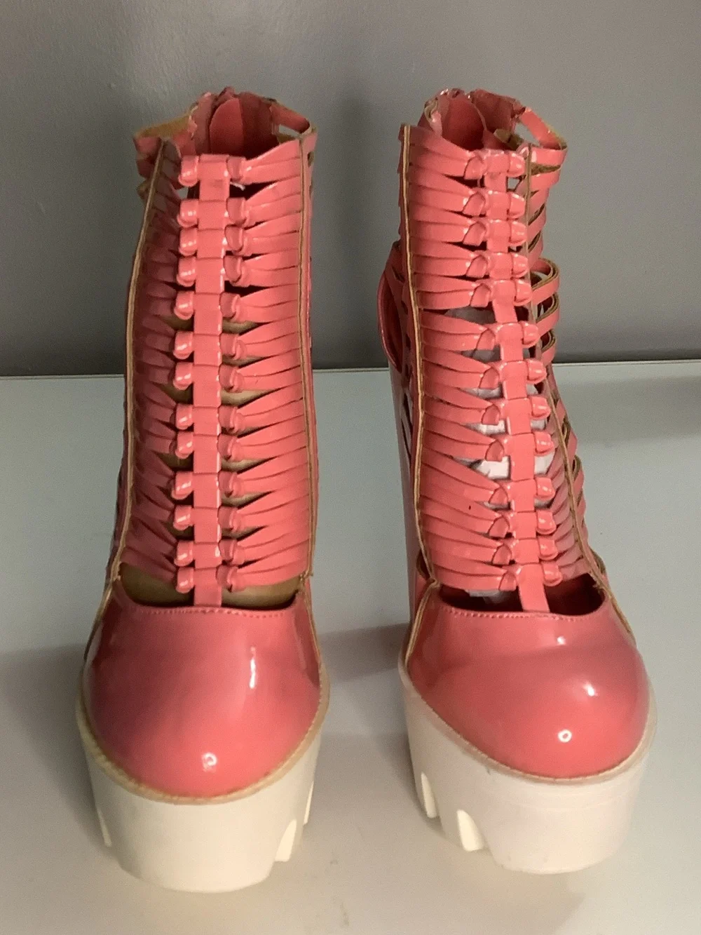 FRH Fahrenheit Coral Pink Strappy Platform High-Heel Lug Booties Size 9